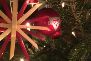 Frohe Weihnachten! – Gott kommt uns nahe Frohe Weihnachten! – Gott kommt uns nahe